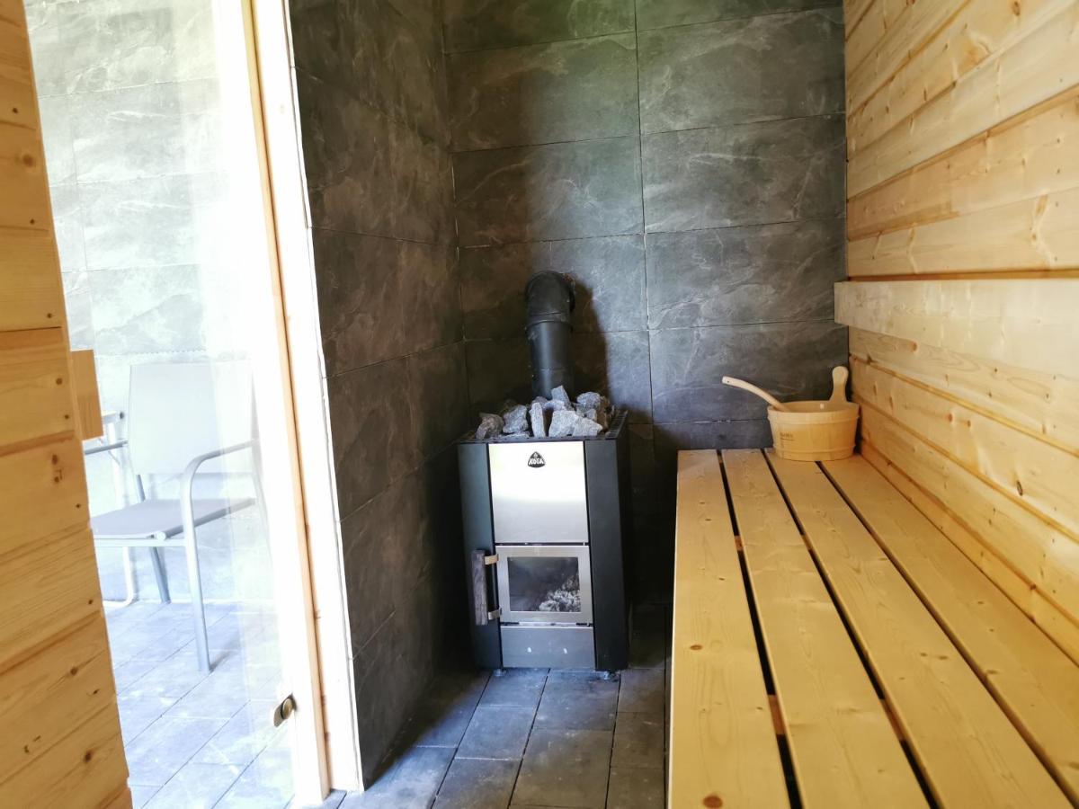 Domki Black Pearl Mielno Basen Sauna Jacuzzi Exterior foto