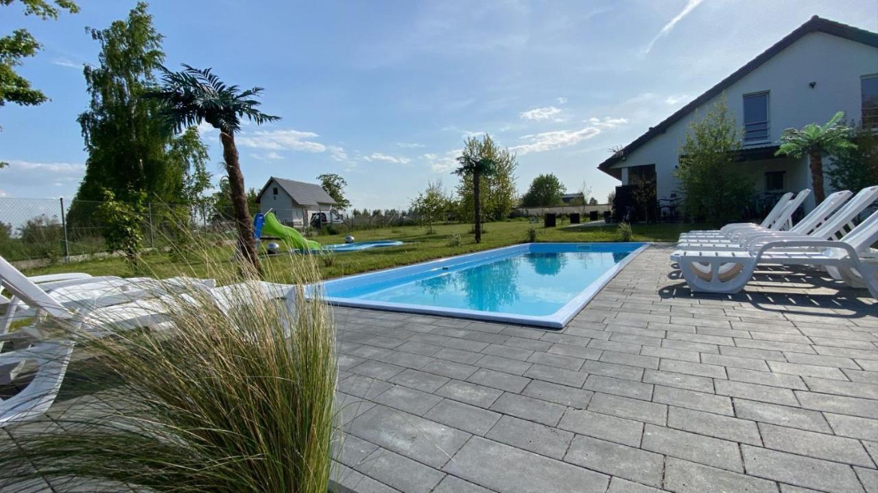 Domki Black Pearl Mielno Basen Sauna Jacuzzi Exterior foto