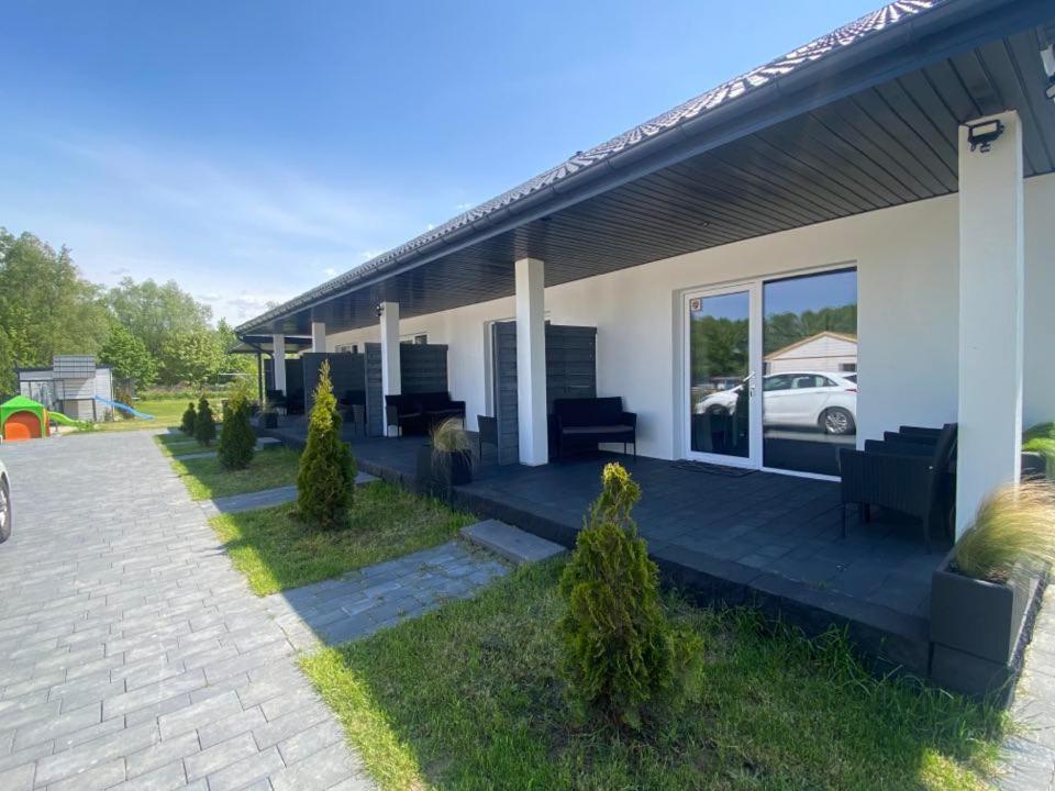 Domki Black Pearl Mielno Basen Sauna Jacuzzi Exterior foto
