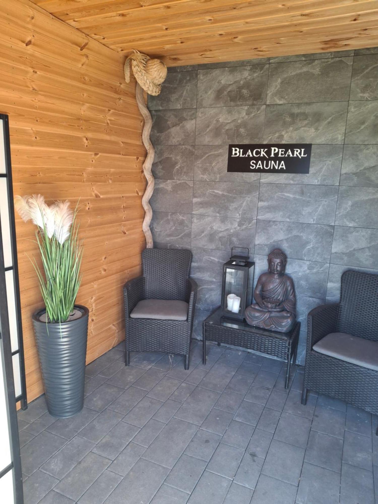 Domki Black Pearl Mielno Basen Sauna Jacuzzi Exterior foto